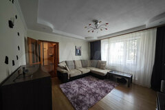 г. Ревда, ул. Российская, 13 (городской округ Ревда) - фото квартиры