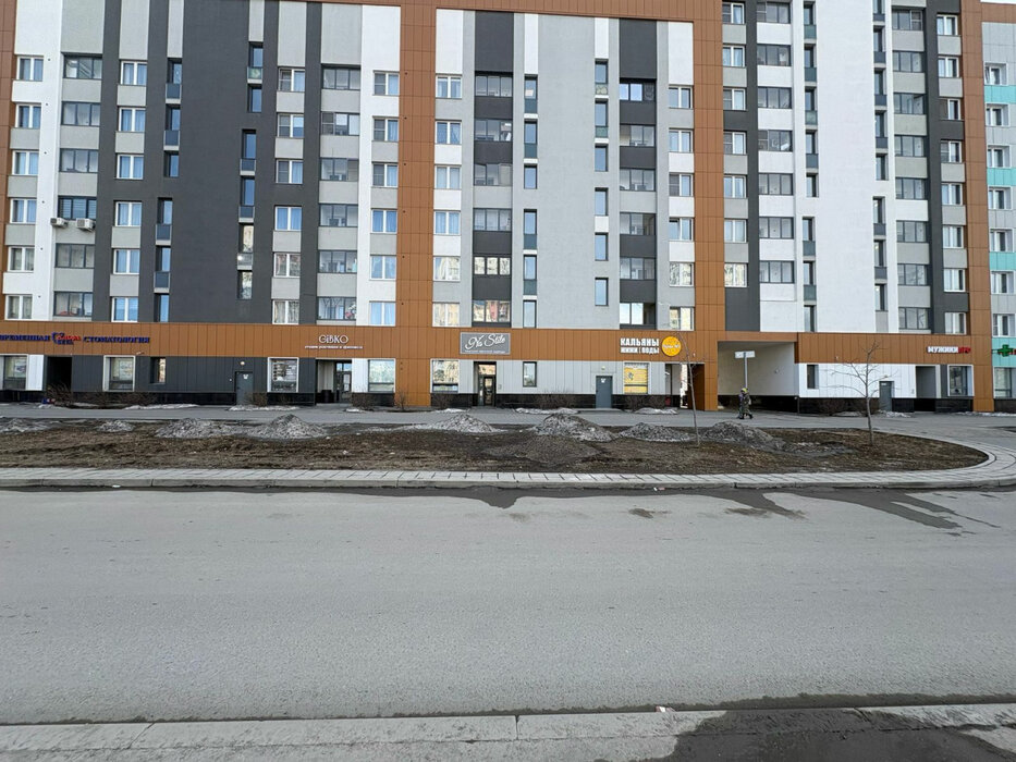 Екатеринбург, ул. Академика Сахарова, 39 (Академический) - фото торговой площади (2)
