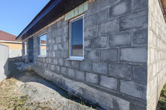 п. Красный, ул. Восточная, 14 (городской округ Верхняя Пышма) - фото дома