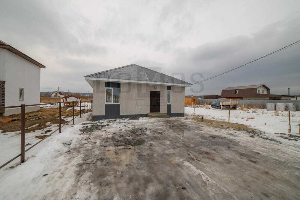 п. Большой Исток, ул. Община, 78 (городской округ Сысертский) - фото дома (4)