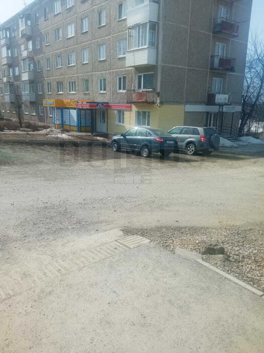 г. Михайловск, ул. Кирова, 24 (Нижнесергинский район) - фото офисного помещения (4)