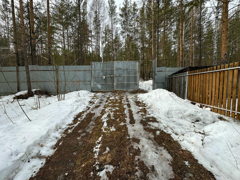 г. Дегтярск, ул. Стахановцев, 105 (городской округ Город Дегтярск) - фото земельного участка (2)