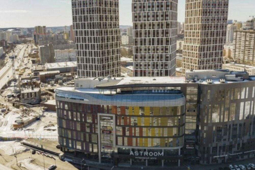 Екатеринбург, ул. Цвиллинга, 1 (Автовокзал) - фото готового бизнеса (3)
