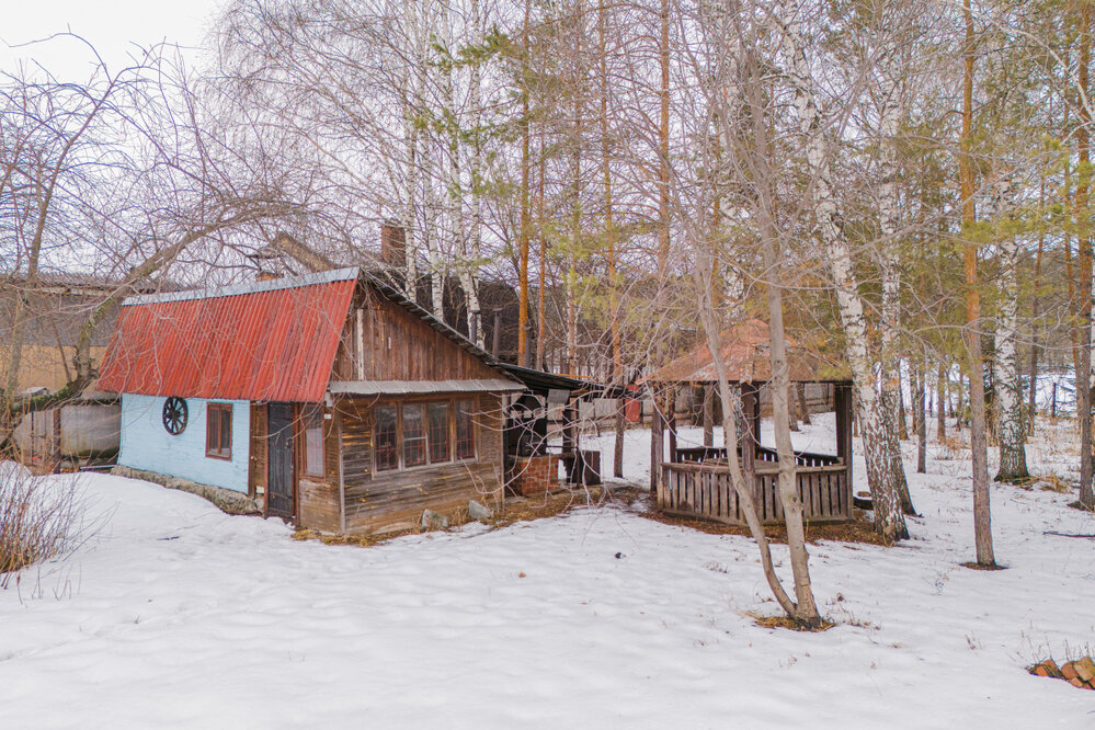 д. Малое Седельниково, ул. Береговая, 11 (городской округ Сысертский) - фото дома (4)