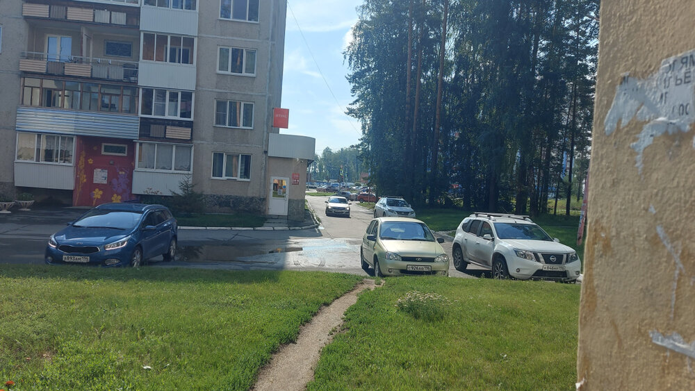 г. Заречный, ул. Ленинградская, 2 (городской округ Заречный) - фото офисного помещения (2)