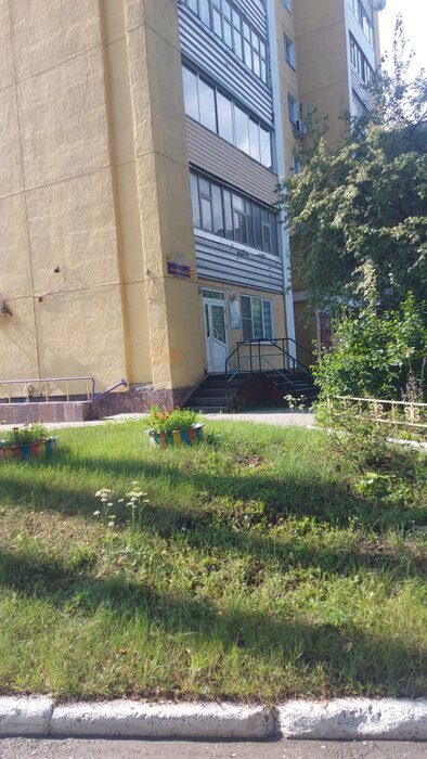 г. Заречный, ул. Ленинградская, 2 (городской округ Заречный) - фото офисного помещения (3)