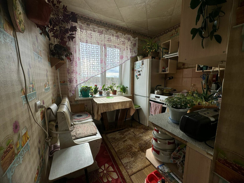 г. Артемовский, ул. Ленина, 14 (городской округ Артемовский) - фото квартиры (8)