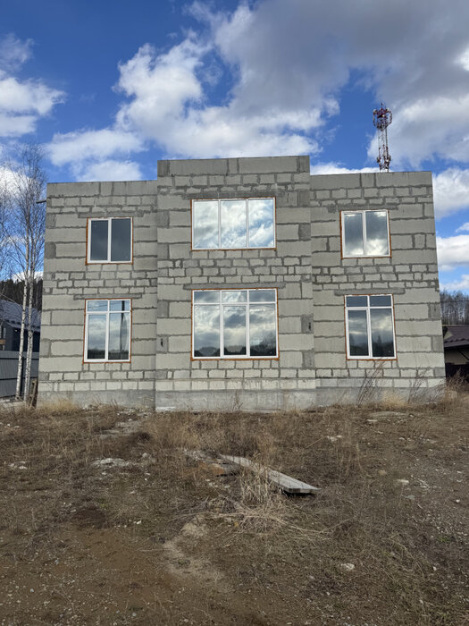 п. Залесье, ул. Заречная Левая,   (городской округ Верхняя Пышма) - фото коттеджа (4)