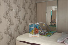 г. Краснотурьинск, ул. Карла Маркса, 25а (городской округ Краснотурьинск) - фото квартиры