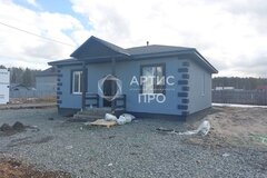 к.п. Изумрудная поляна, ул. Мастеров, 11А (городской округ Белоярский) - фото дома