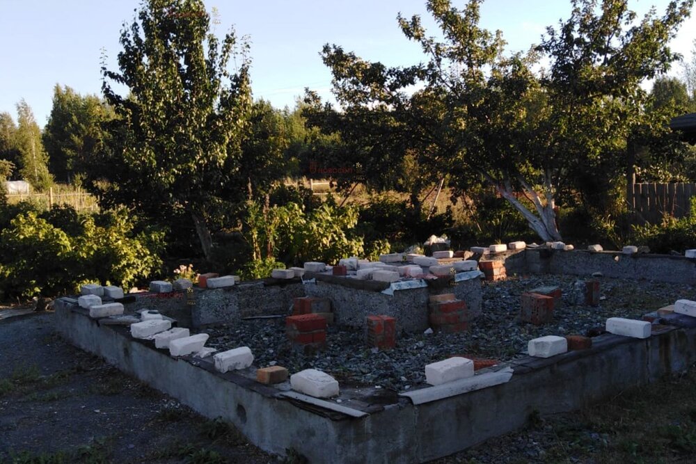с. Светлое, к/с Светлое, уч. 108 (городской округ  Сухой Лог) - фото сада (4)