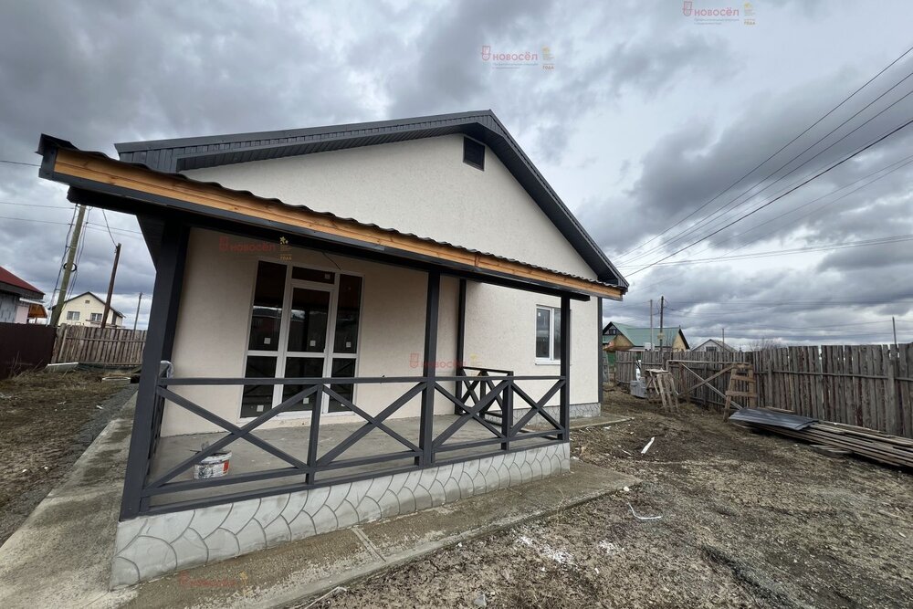 п. Бобровский, ул. Рябиновый, 1 (городской округ Сысертский) - фото коттеджа (5)