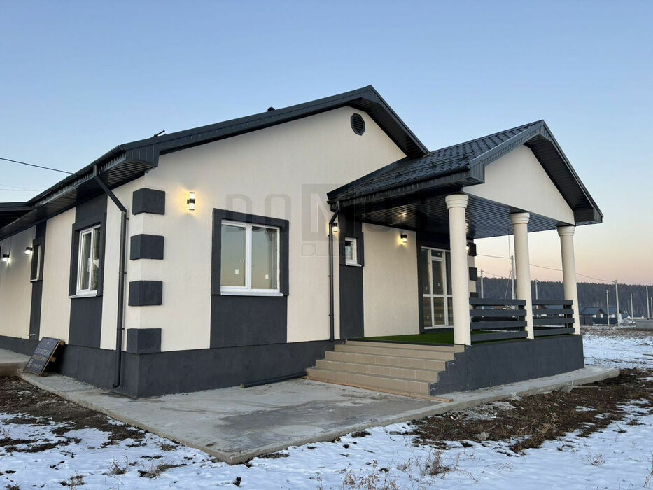 к.п. Кадниково, ул. Сурикова, 42 (городской округ Сысертский) - фото дома (6)