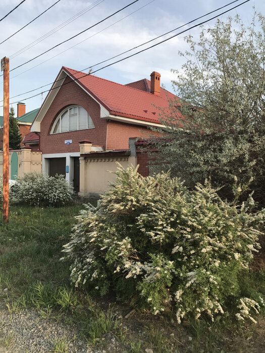 Екатеринбург, ул. Соколиная, 26 (Шувакиш) - фото коттеджа (1)
