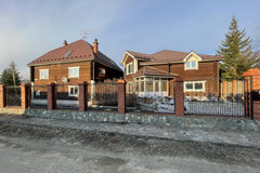 г. Сысерть, ул. Кузнечный, 10 (городской округ Сысертский) - фото дома