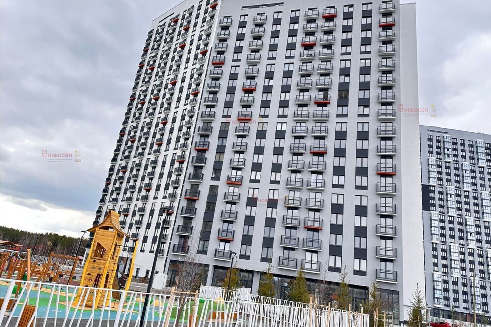 Екатеринбург, ул. Зеленый Остров, 14 (ВИЗ) - фото комнаты (2)