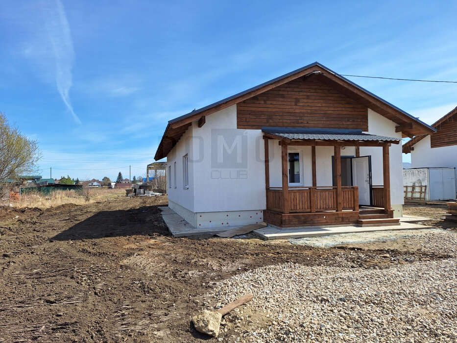 с. Косулино, ул. Георгия Вицина, 8 (городской округ Белоярский) - фото дома (4)