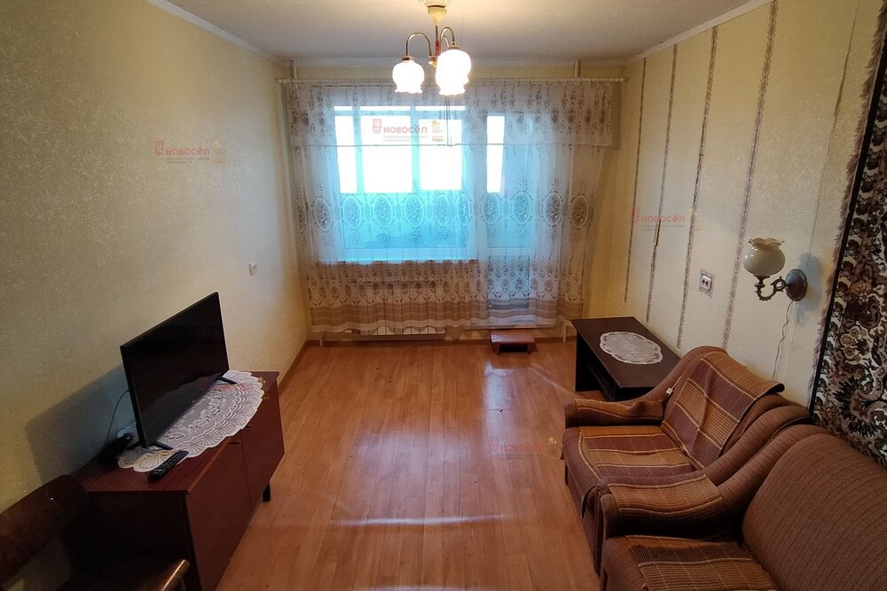 г. Первоуральск, ул. Емлина, 11 (городской округ Первоуральск) - фото квартиры (3)