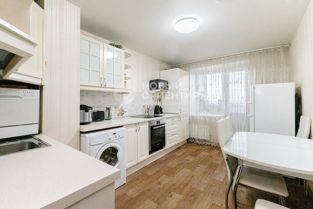 Екатеринбург, ул. Пехотинцев, 3/3 (Новая Сортировка) - фото квартиры (1)