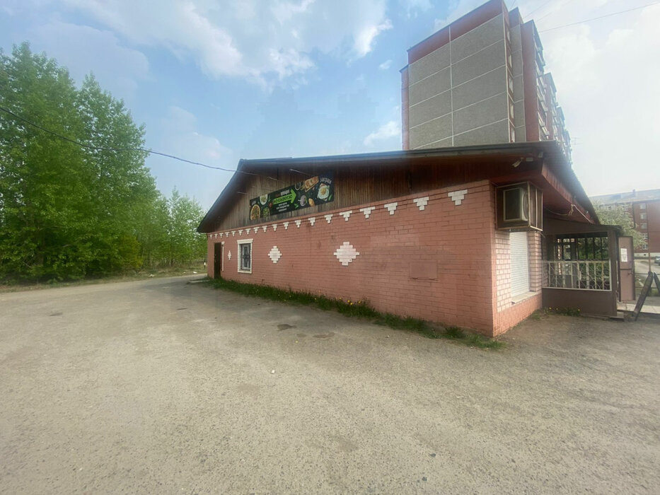 г. Алапаевск, ул. Калинина, 9а (городской округ Город Алапаевск) - фото торговой площади (1)