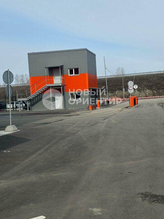 Екатеринбург, ул. Черняховского, 104 (Химмаш) - фото склада (4)