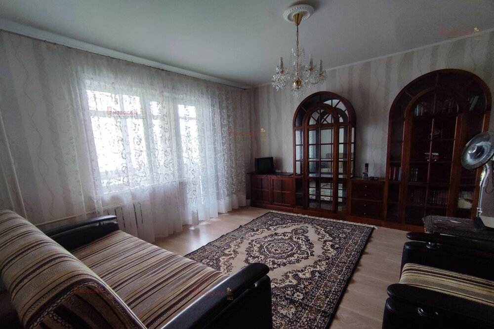 г. Первоуральск, ул. Чекистов, 9 (городской округ Первоуральск) - фото квартиры (4)