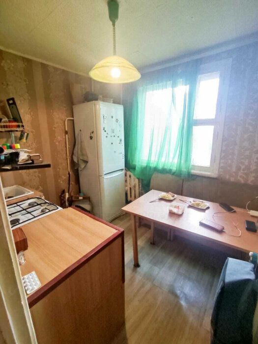 г. Первоуральск, ул. Емлина, 18 (городской округ Первоуральск) - фото квартиры (1)