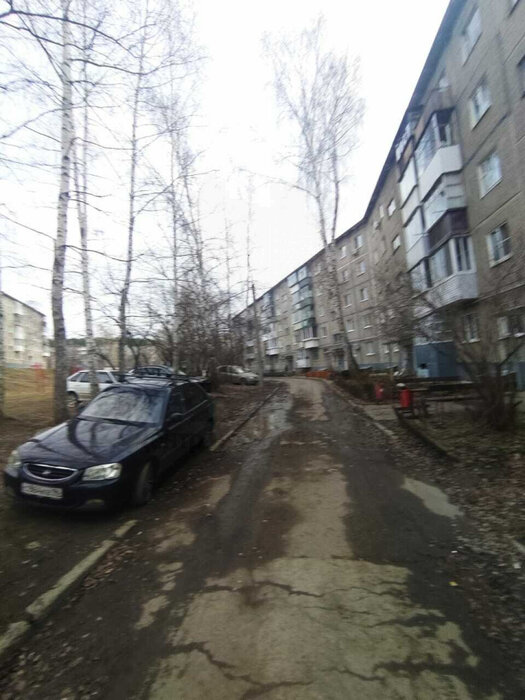 г. Первоуральск, ул. Емлина, 18 (городской округ Первоуральск) - фото квартиры (8)