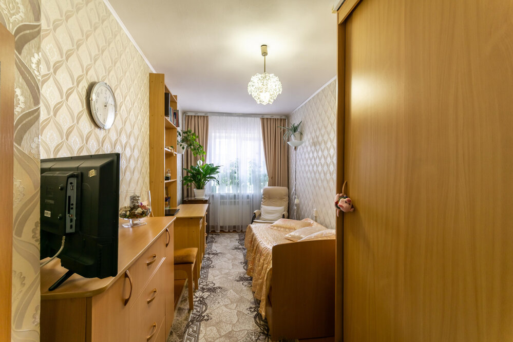 г. Первоуральск, ул. Сантехизделий, 13 (городской округ Первоуральск) - фото квартиры (5)