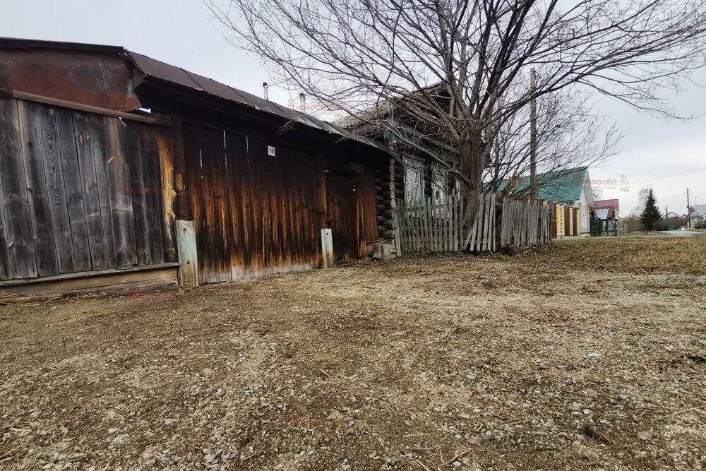 г. Арамиль, ул. Комсомольская, 10 (городской округ Арамильский) - фото земельного участка (4)