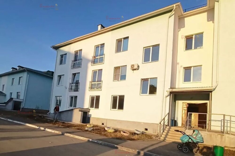 поселок городского типа Белоярский, ул. Отрадная, 16 (городской округ Белоярский) - фото квартиры (2)