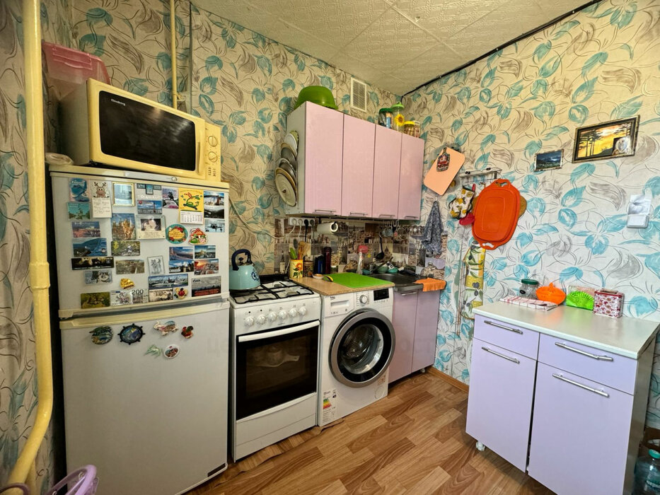 г. Артемовский, ул. Полярников, 29 (городской округ Артемовский) - фото квартиры (4)