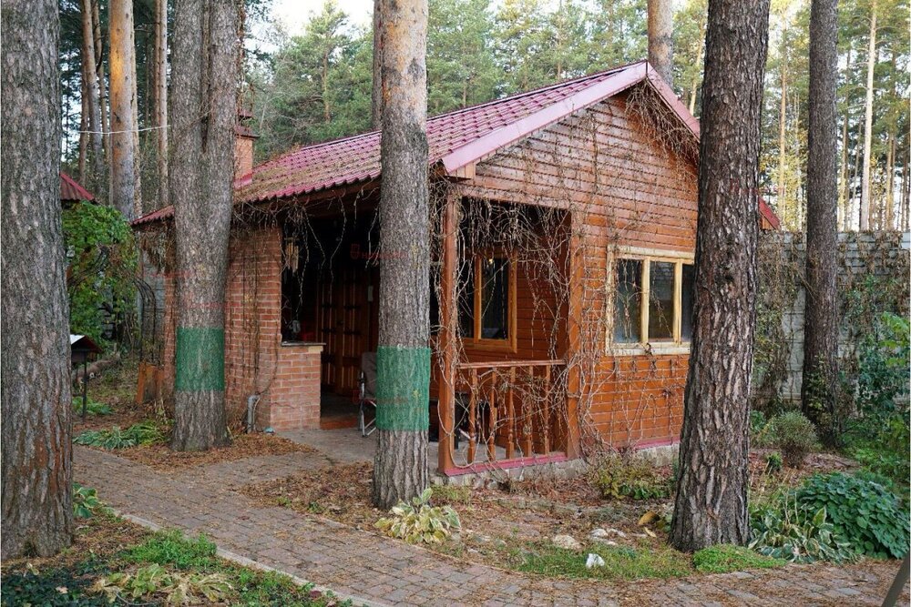 г. Березовский, ул. Маршала Жукова, 12 (городской округ Березовский) - фото коттеджа (6)