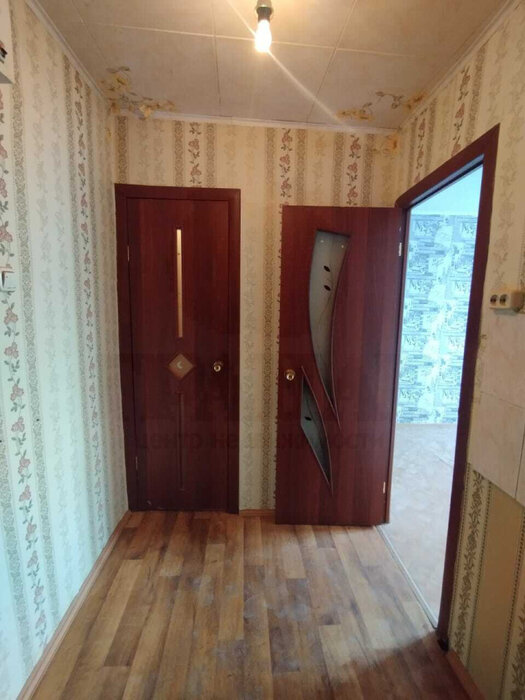 г. Асбест, ул. Челюскинцев, 13 (городской округ Асбестовский) - фото квартиры (8)