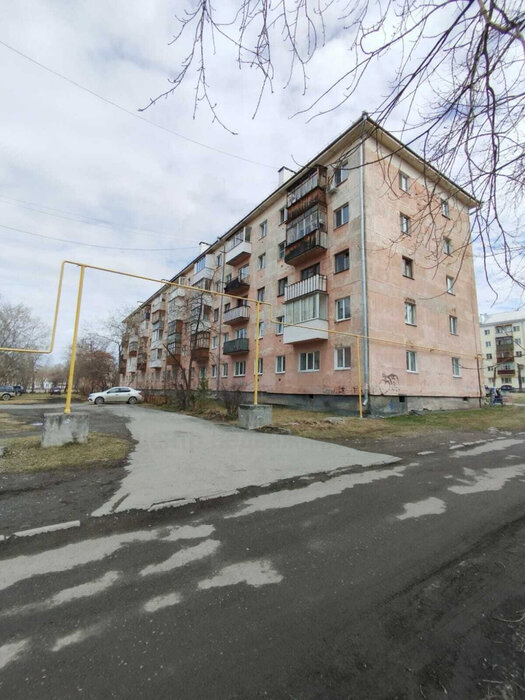 г. Асбест, ул. Победы, 9 (городской округ Асбестовский) - фото квартиры (1)