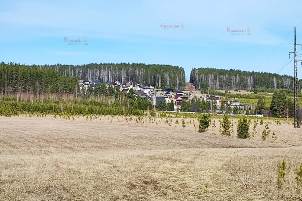 п. Бобровский, ул. Комиссарова, 38 (городской округ Сысертский) - фото земельного участка (1)