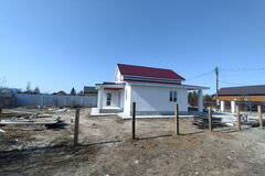 поселок городского типа Белоярский, ул. Лазурная,    (городской округ Белоярский) - фото коттеджа