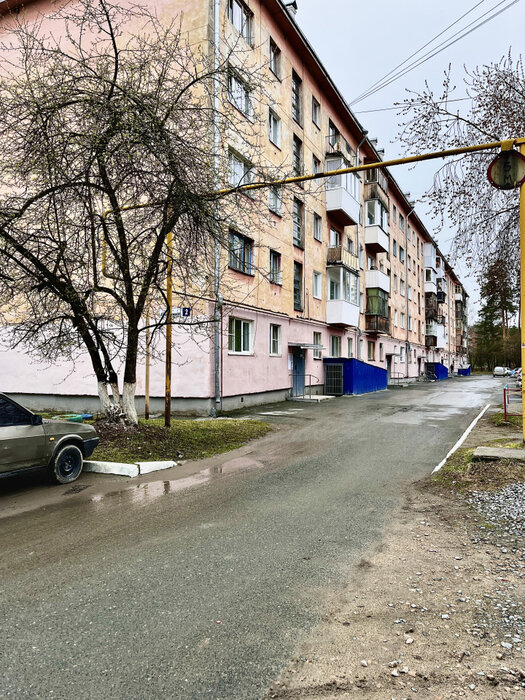 п. Рефтинский, ул. Гагарина, 2 (городской округ Рефтинский) - фото квартиры (1)