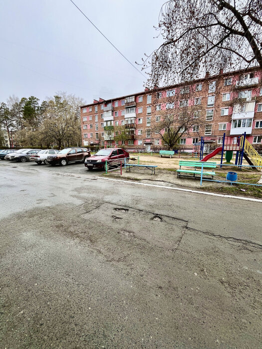 п. Рефтинский, ул. Гагарина, 2 (городской округ Рефтинский) - фото квартиры (4)