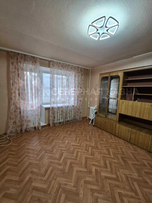 г. Кировград, ул. Центральный, 17 (городской округ Кировградский) - фото квартиры (4)