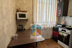 г. Краснотурьинск, ул. Базстроевская, 14 (городской округ Краснотурьинск) - фото квартиры