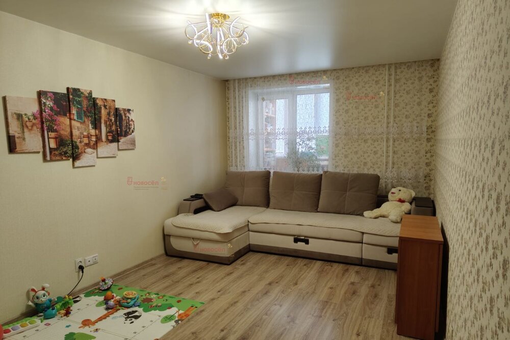 г. Первоуральск, ул. Емлина, 23а (городской округ Первоуральск) - фото квартиры (4)