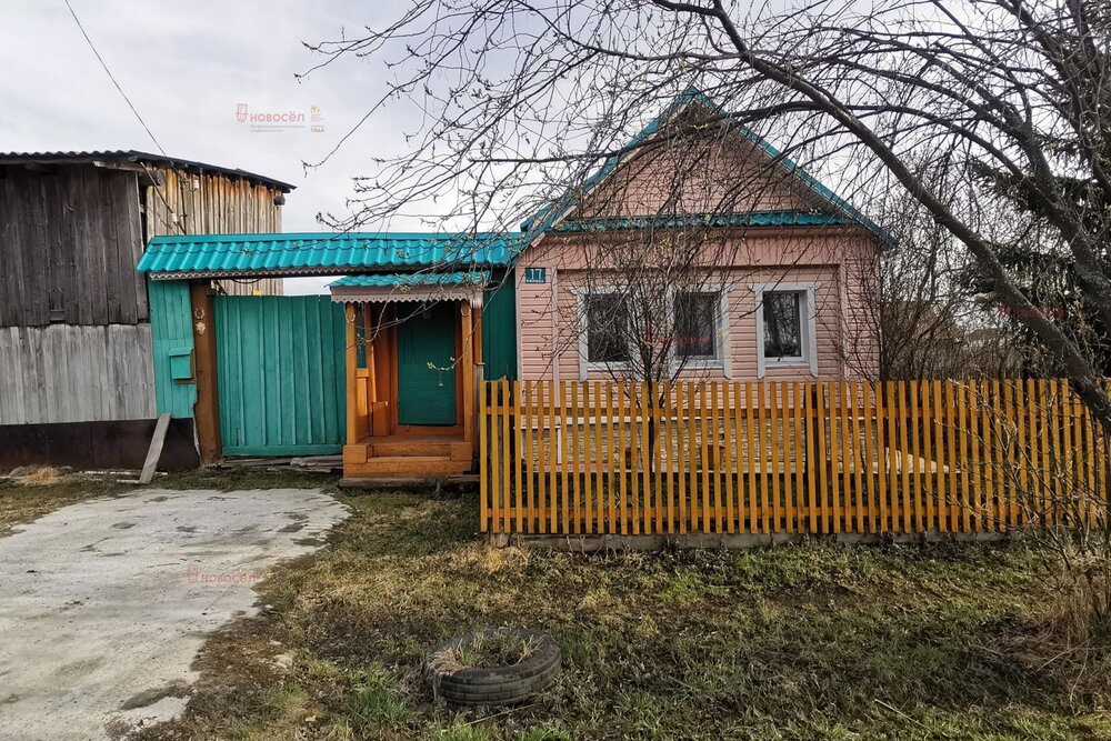 с. Малобрусянское, ул. Кирова, 17 (городской округ Белоярский) - фото дома (2)
