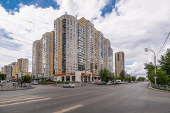 Екатеринбург, ул. 8 Марта, 190 (Автовокзал) - фото квартиры