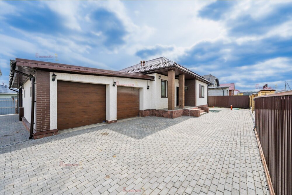 Екатеринбург, ул. 32-я баритовая, 14 (Полеводство) - фото коттеджа (3)