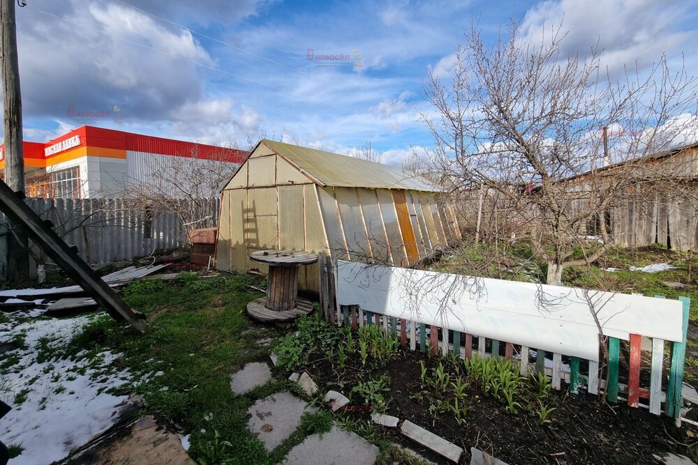 г. Первоуральск, ул. 8 Марта, 31 (городской округ Первоуральск) - фото дома (8)