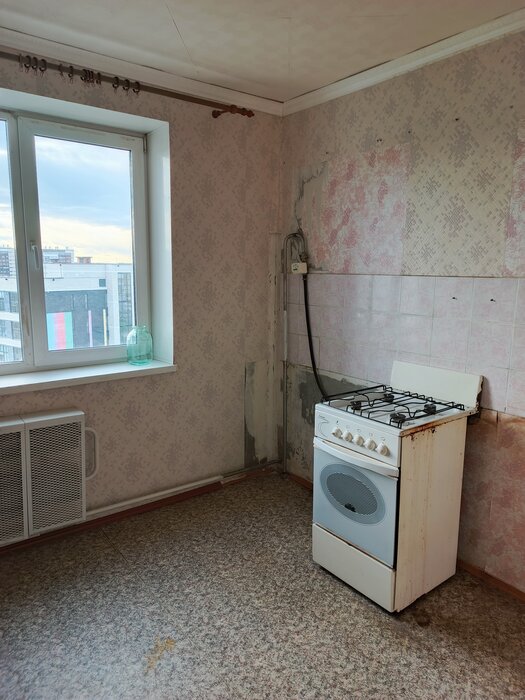 г. Каменск-Уральский, ул. Комсомольский, 37 (городской округ Каменский) - фото квартиры (6)