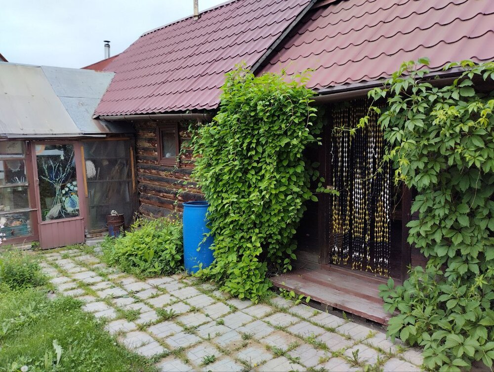п. Решеты, Архитектор , уч. 102  (городской округ Первоуральск) - фото сада (5)