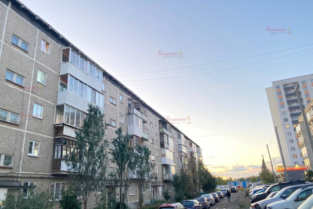 г. Верхняя Пышма, ул. Петрова, 35/7 (городской округ Верхняя Пышма) - фото квартиры (3)
