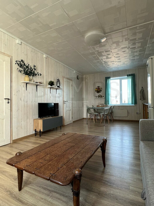 д. Златогорова, ул. Советская, 76 (городской округ Белоярский) - фото дома (1)